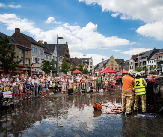  (vergroot foto)